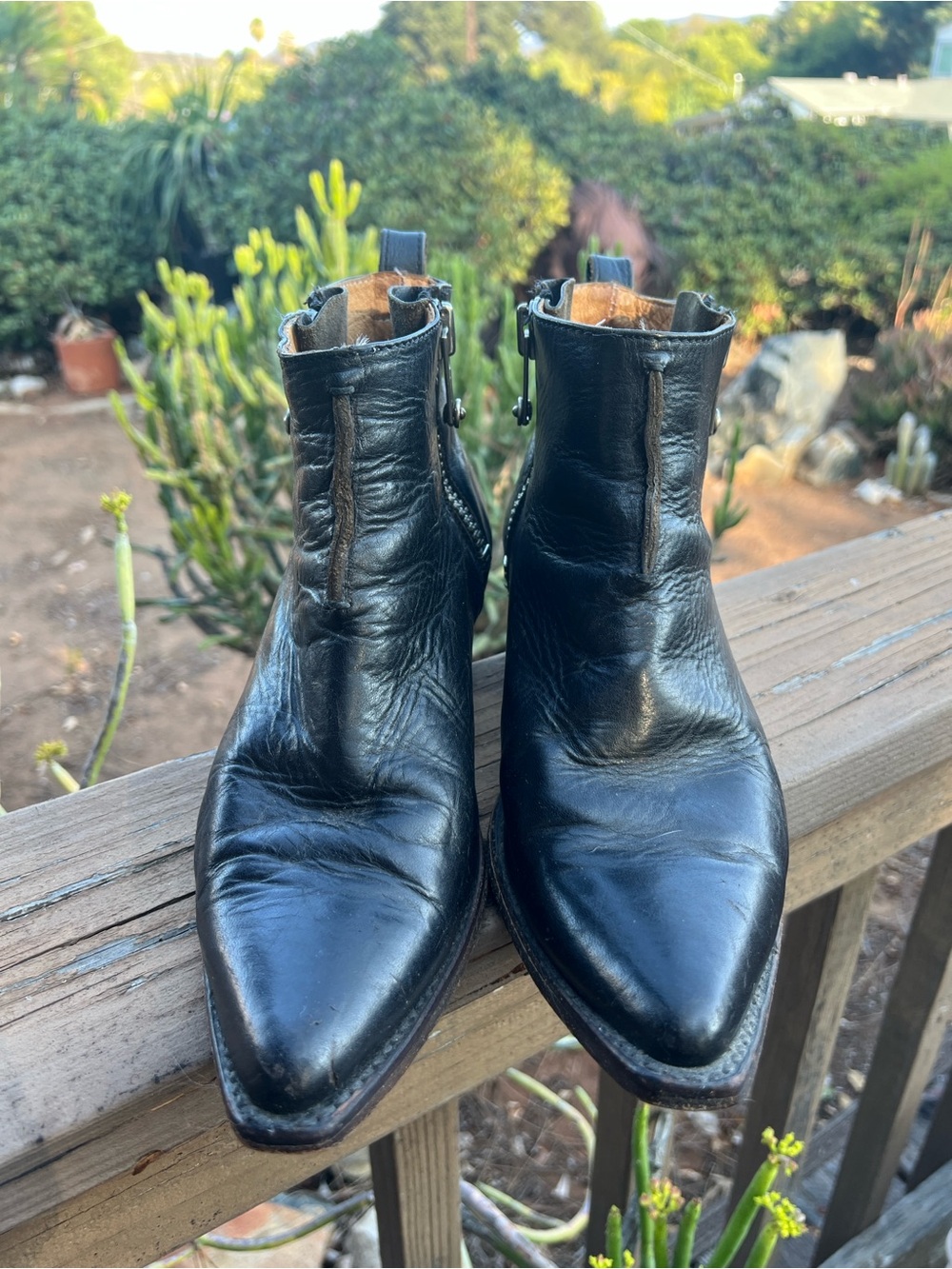 FRYE Sacha Side Zip Moto Leather Booties Size 9 B